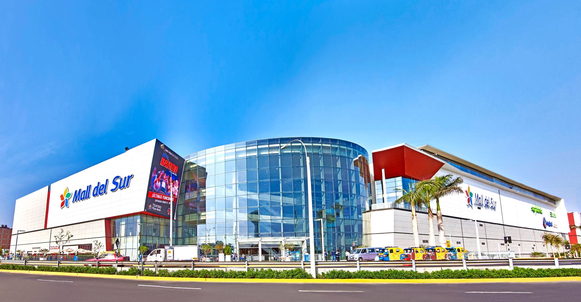 Strata mall del outlet sur