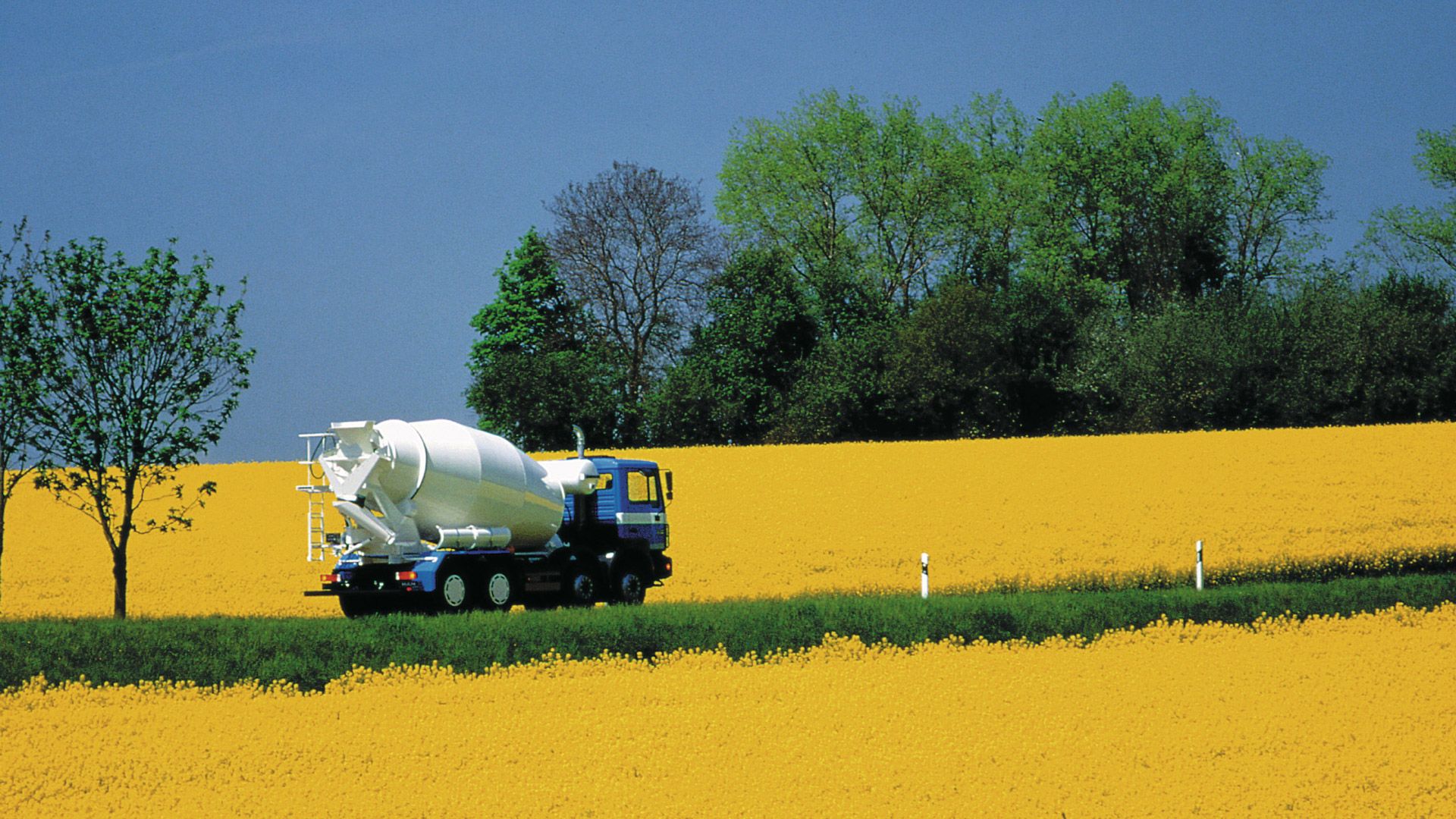 Ускорители и замедлители твердения товарного бетона от производителя Sika