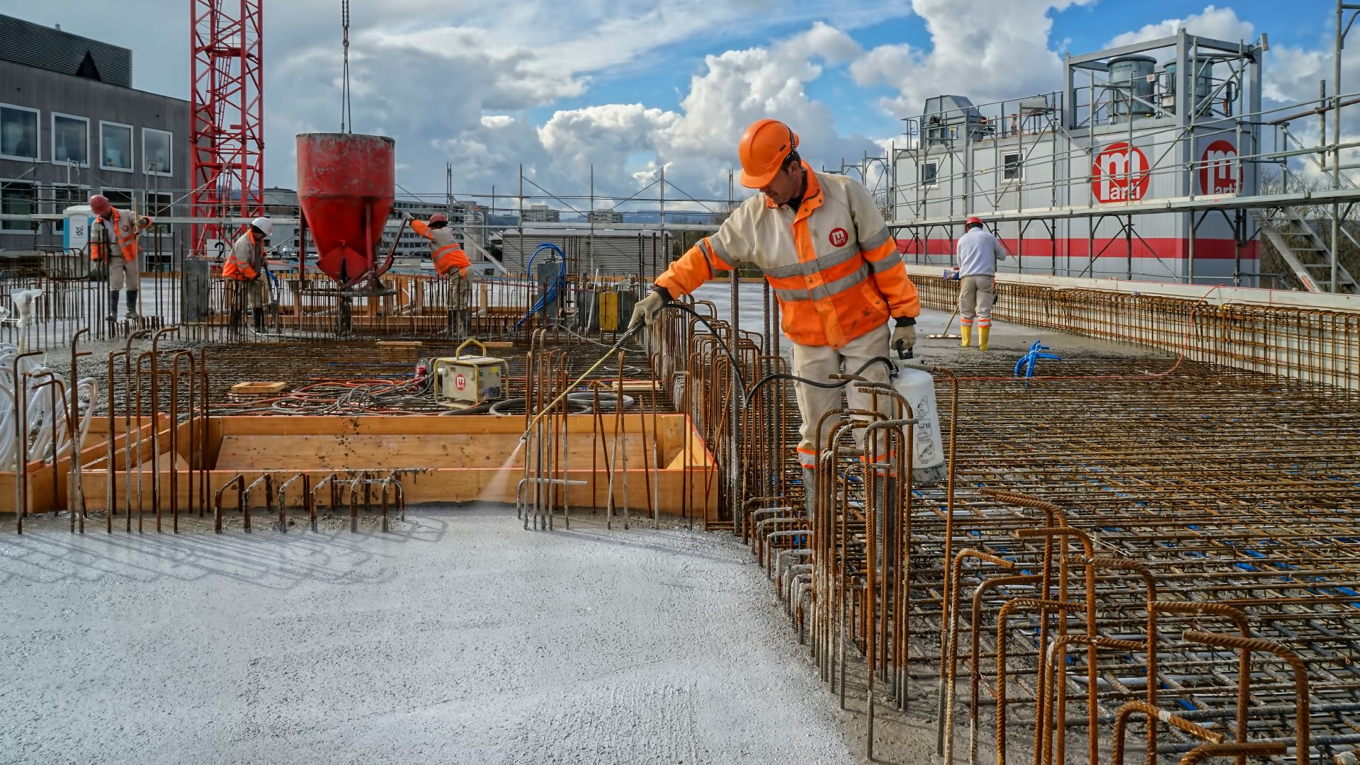 Средства по уходу за бетоном от производителя Sika