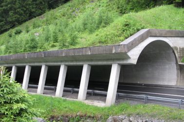 Tunnel in offener Bauweise