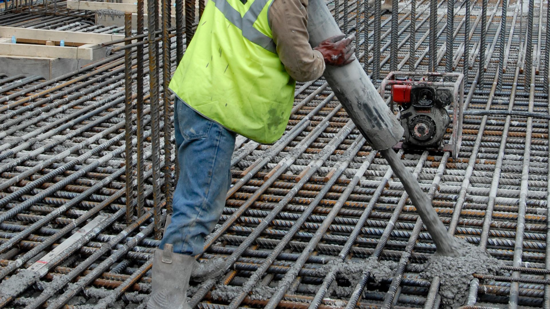 Ready Mix Concrete: The Dangers Of DIY Concrete Pouring