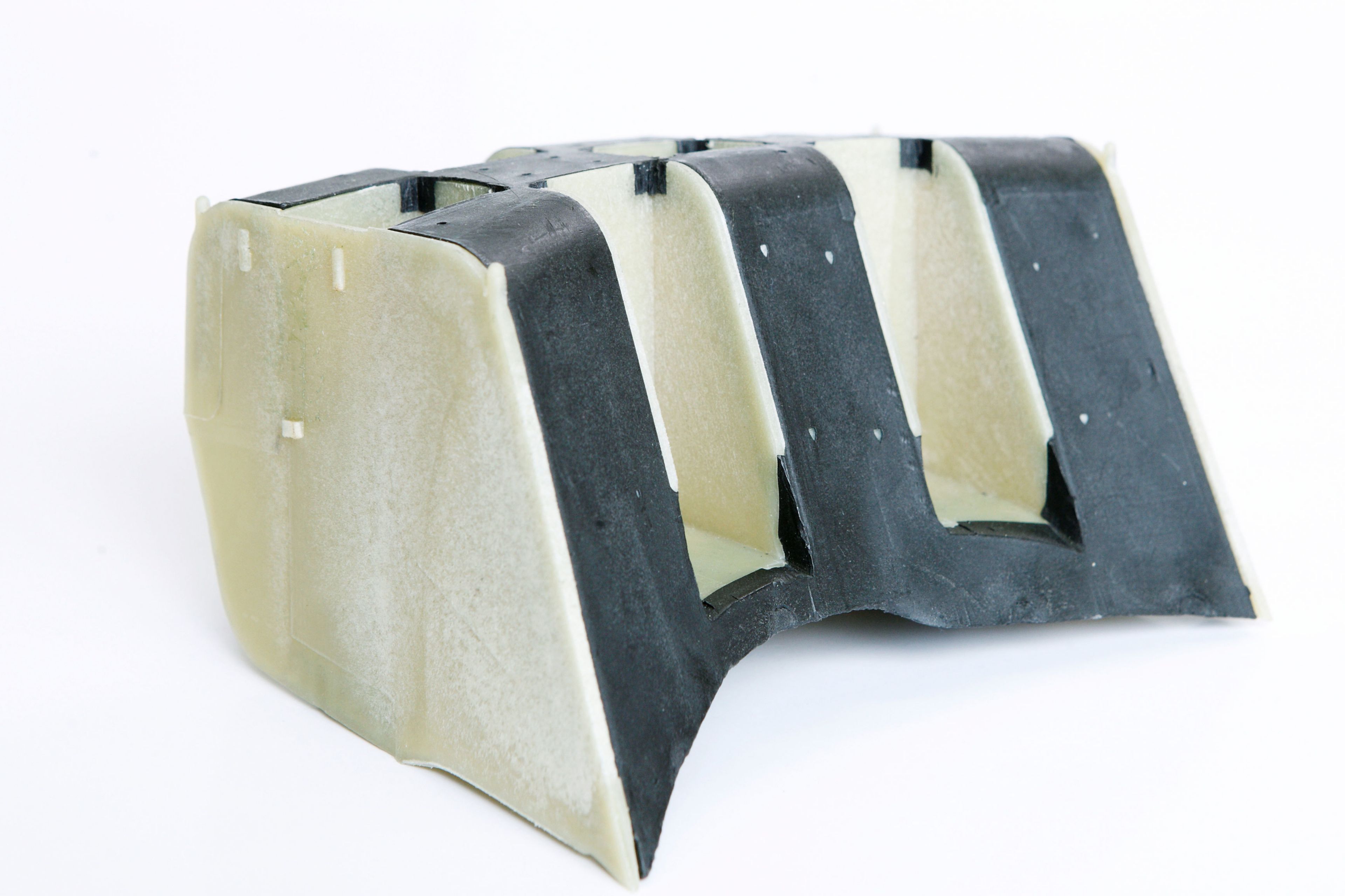 用于车身疲劳的结构插入加强件