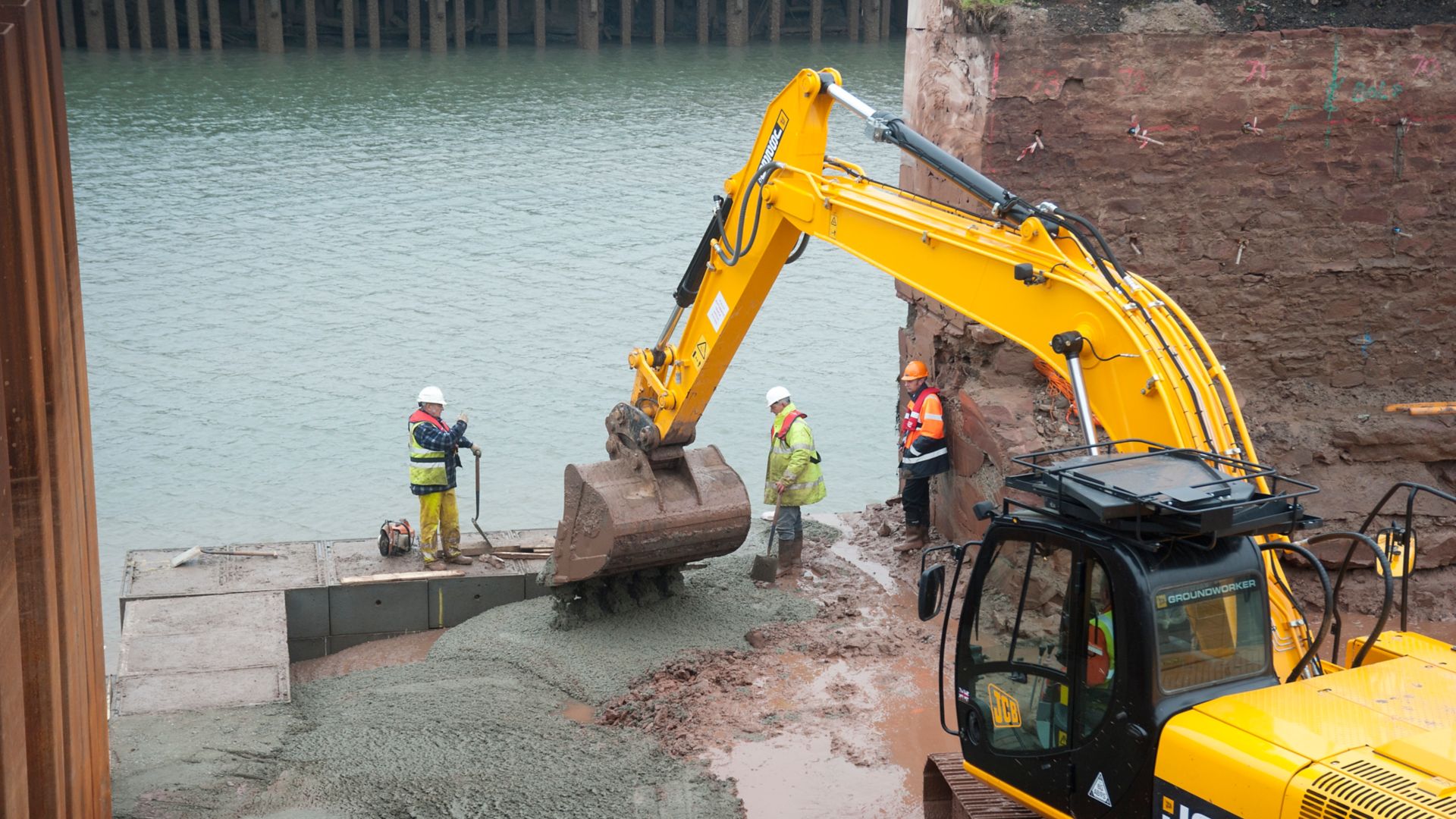 underwater concreting