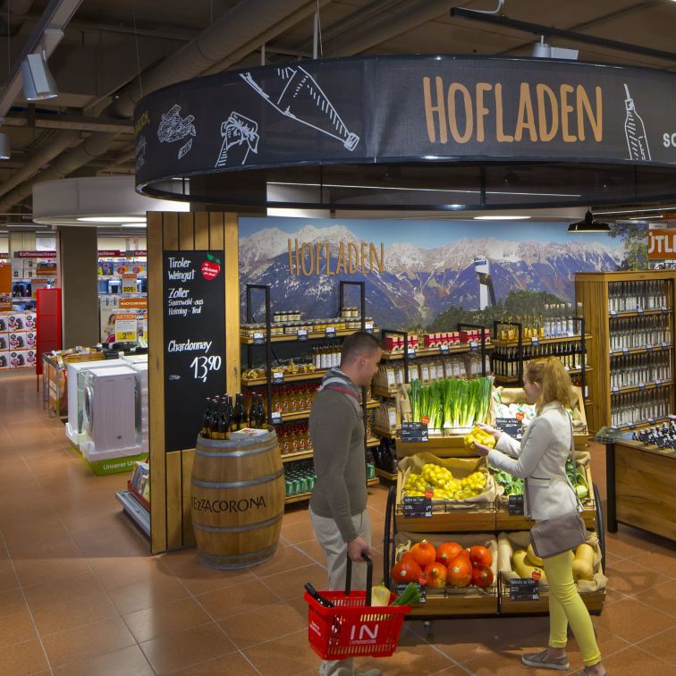 Vorzeige-Markt mit österreichweit einzigartigem Sortiment und Ladenbau