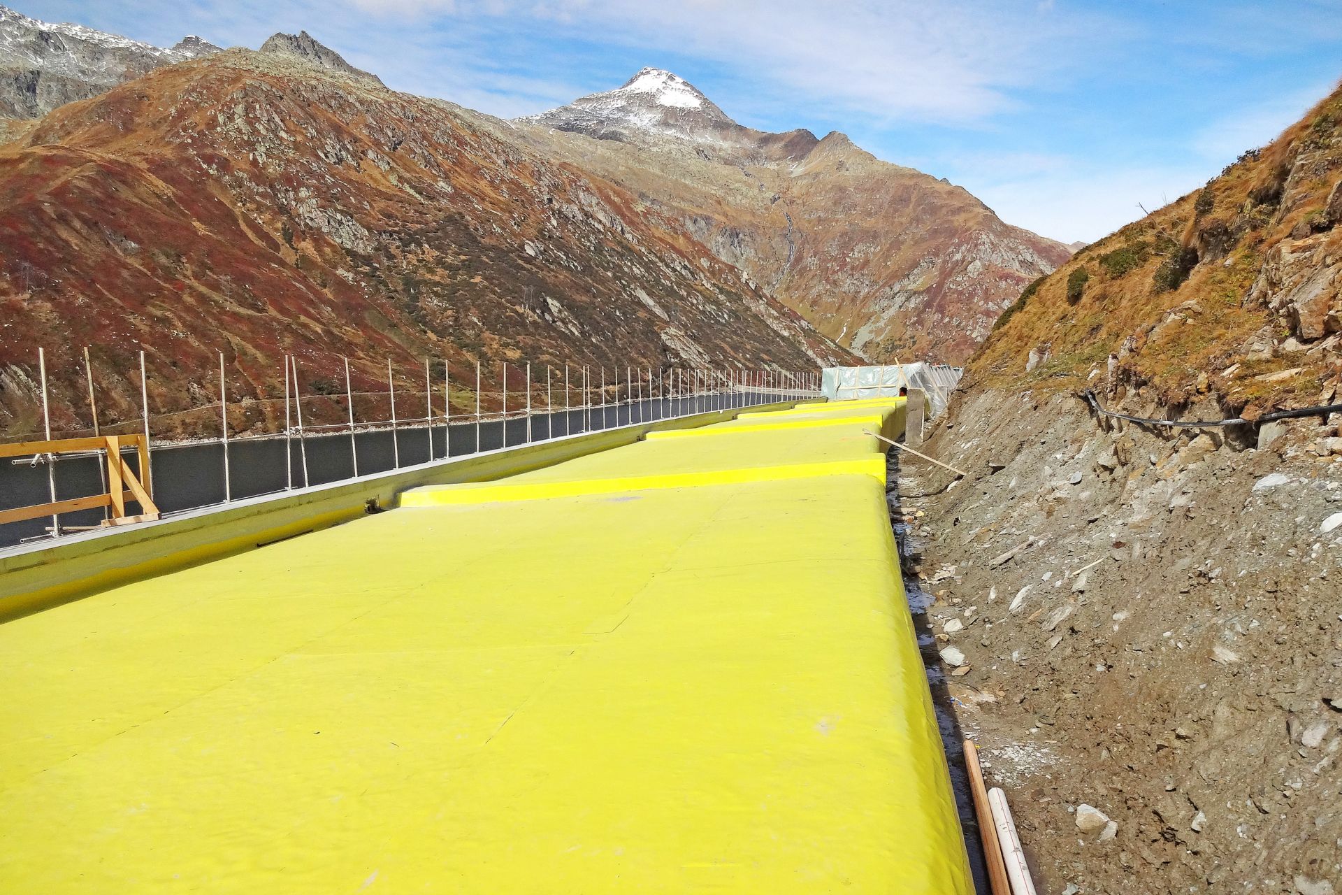 Kunststoff-Dichtungsbahn Lawinengalerie Scopi Lukmanierpass