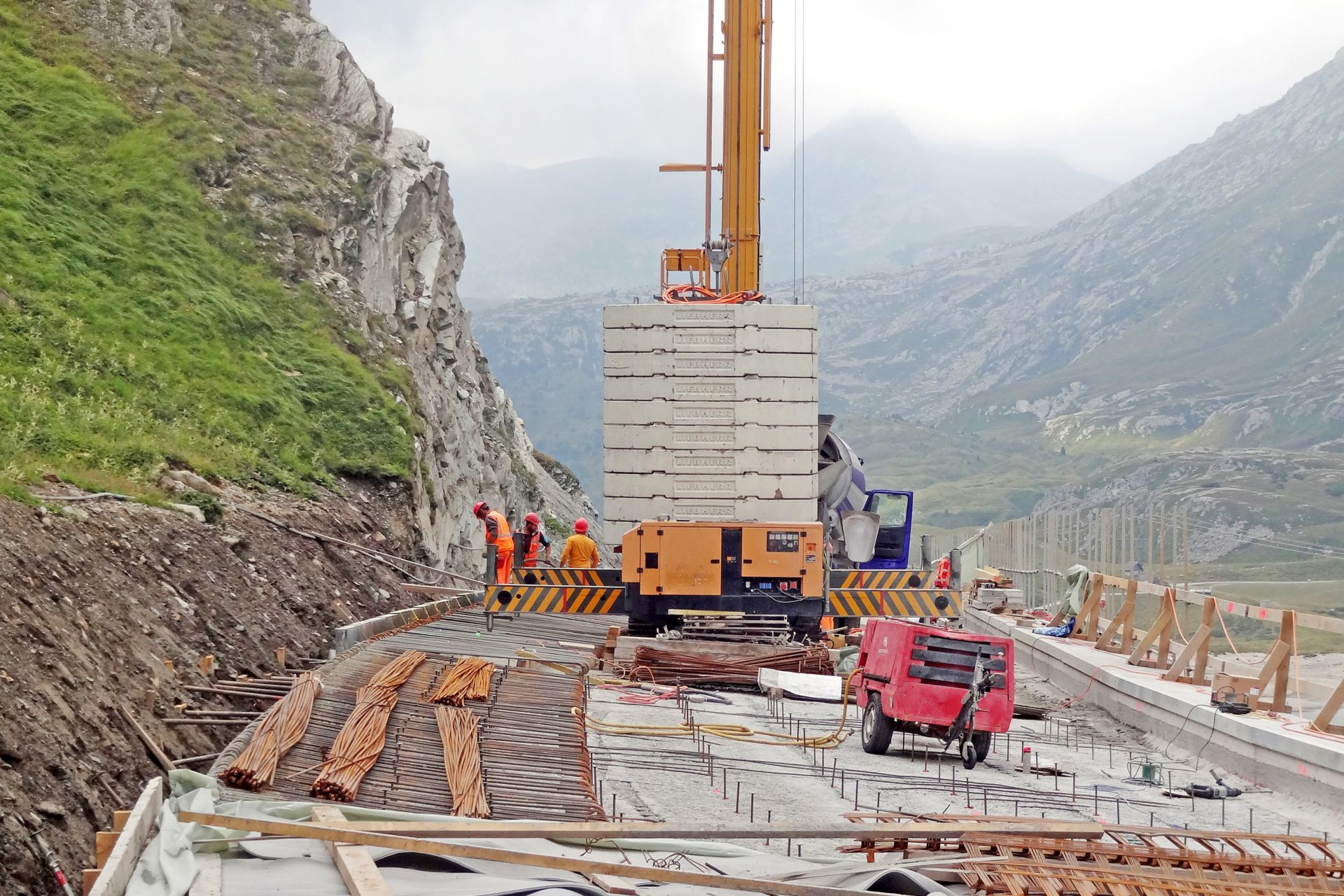 aufwändigesanierungsarbeniten。