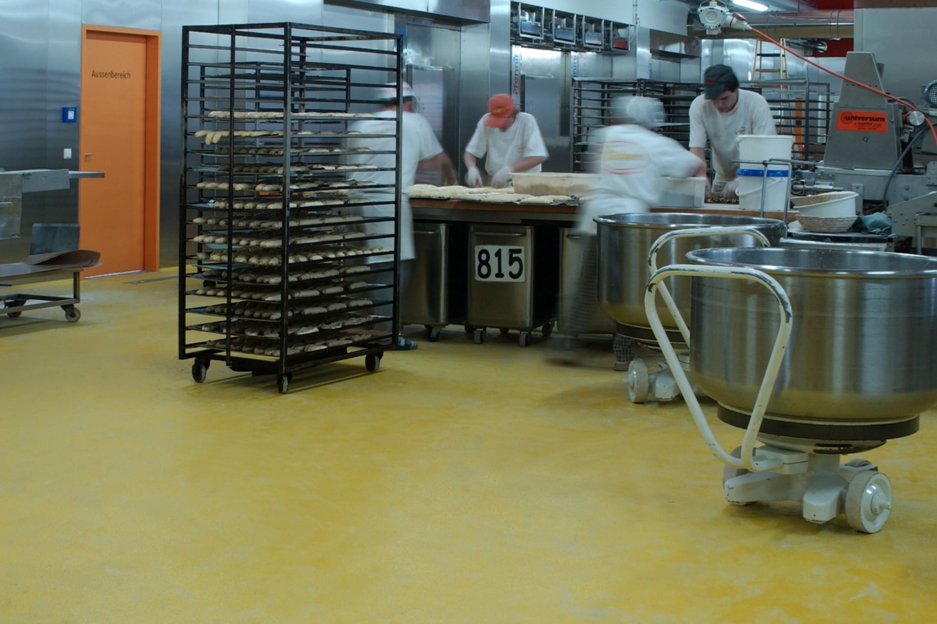 Flooring: Bäckerei Pilger Breitengraf-Backstube