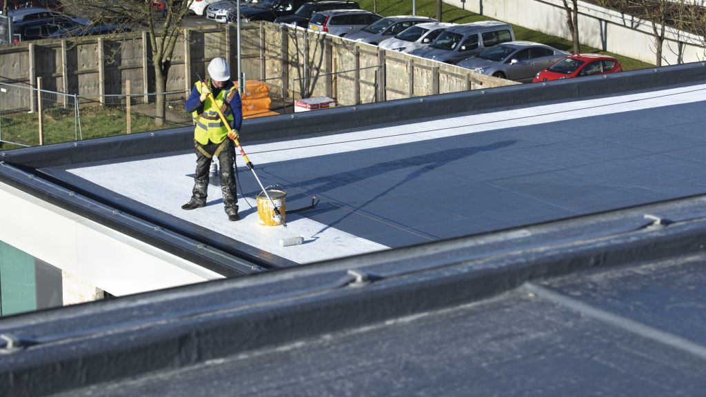 Étanchéité liquide pour toiture - Sika France