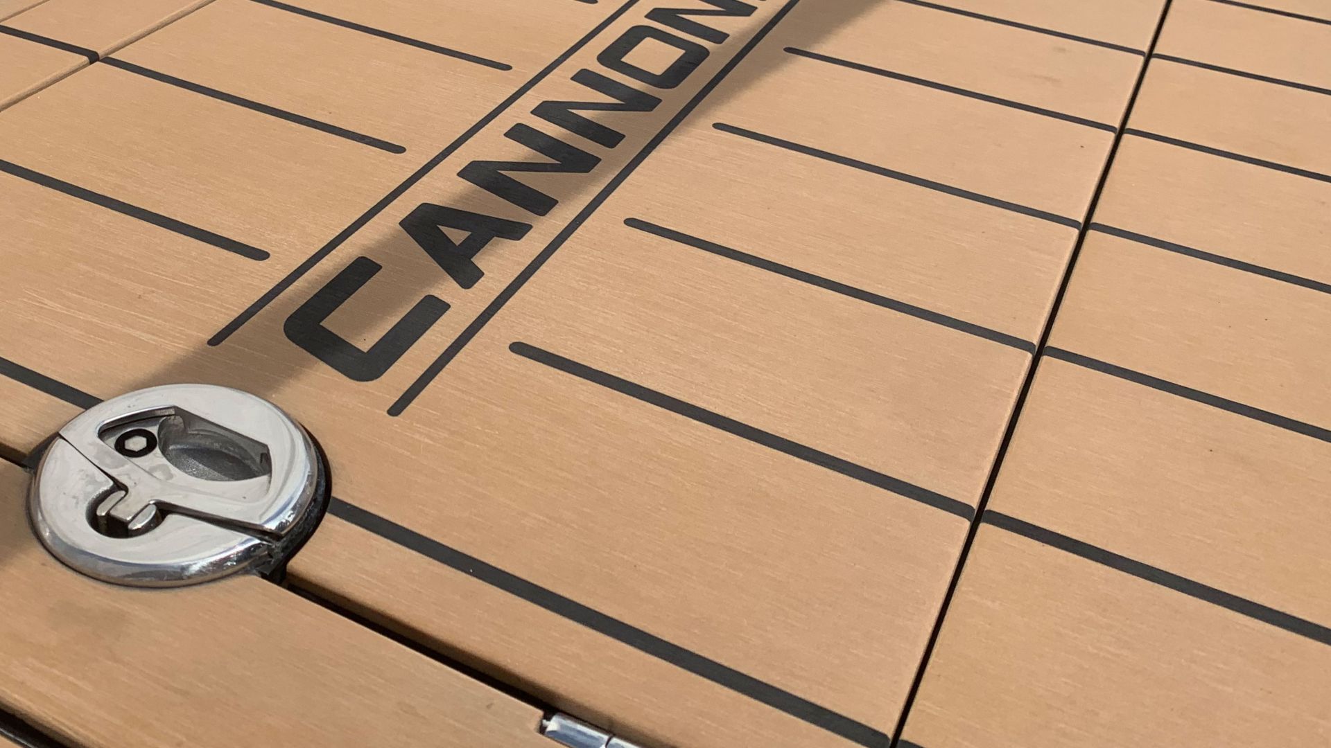 Synthetic teak deck derailview