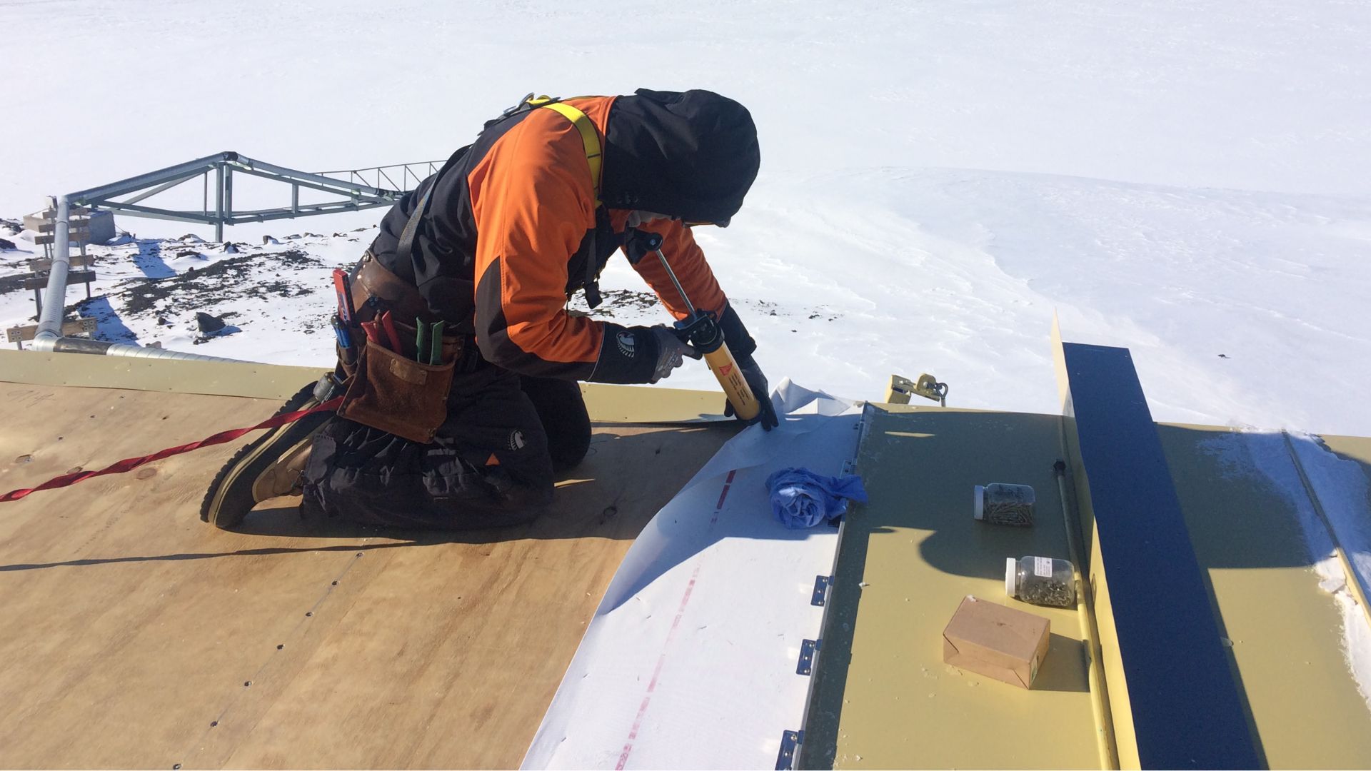 Antarctic Heritage Trust and High performance sealant to stop roof from leaking. Joint sealing.