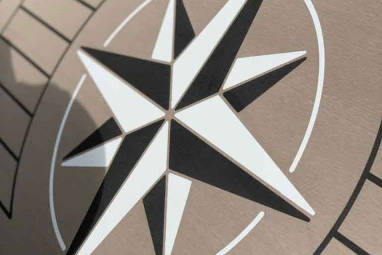 Sika Marine Innovates木材模仿柚木甲板