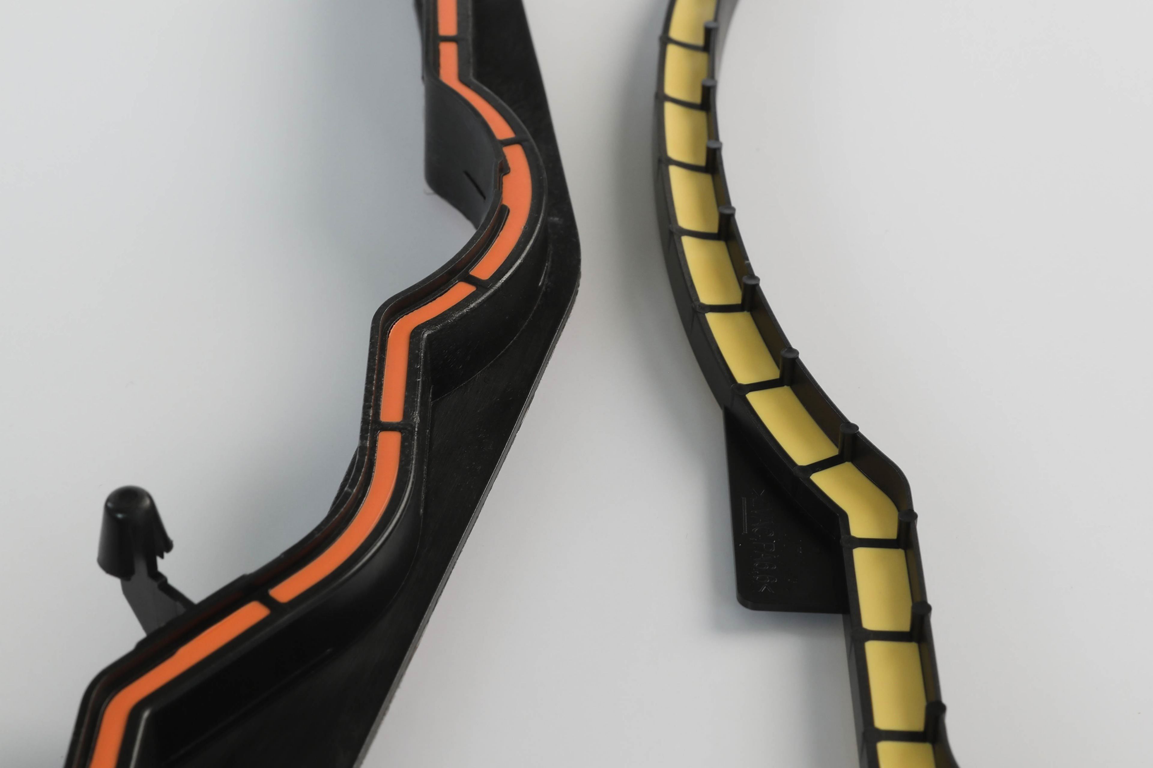 双组分注塑成型声学SikaBaffle