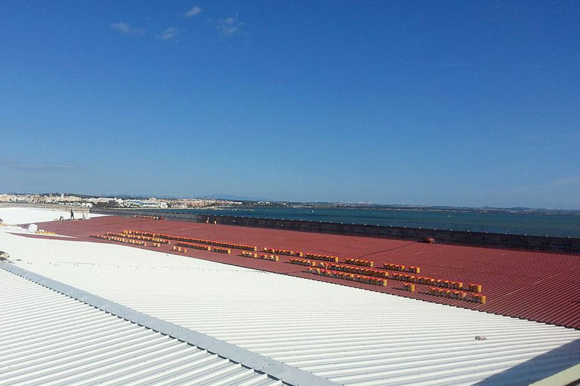 Roof of an Aircraft Factory in Cadiz 