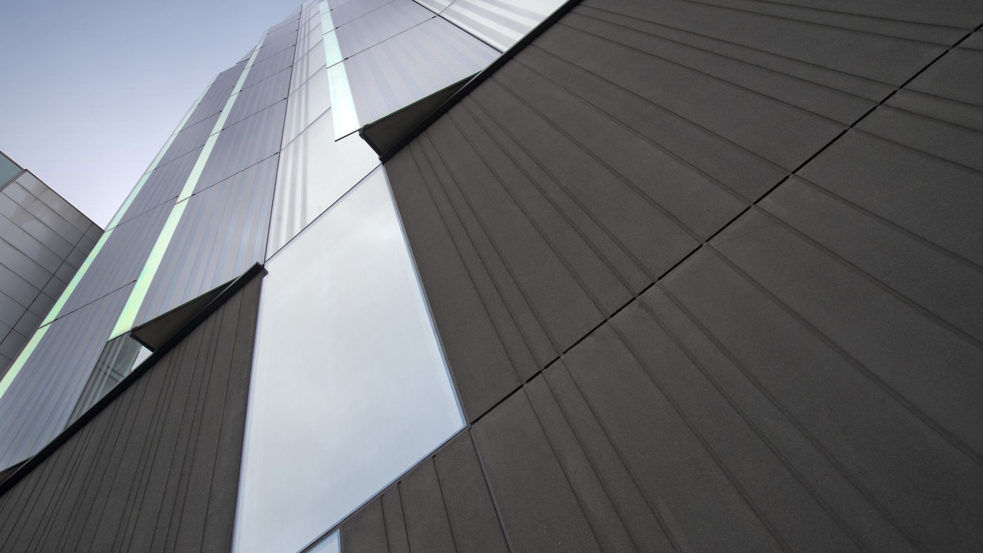 Architectural concrete facade of Manchester Metropolitan University produced with Sika concrete admixtures