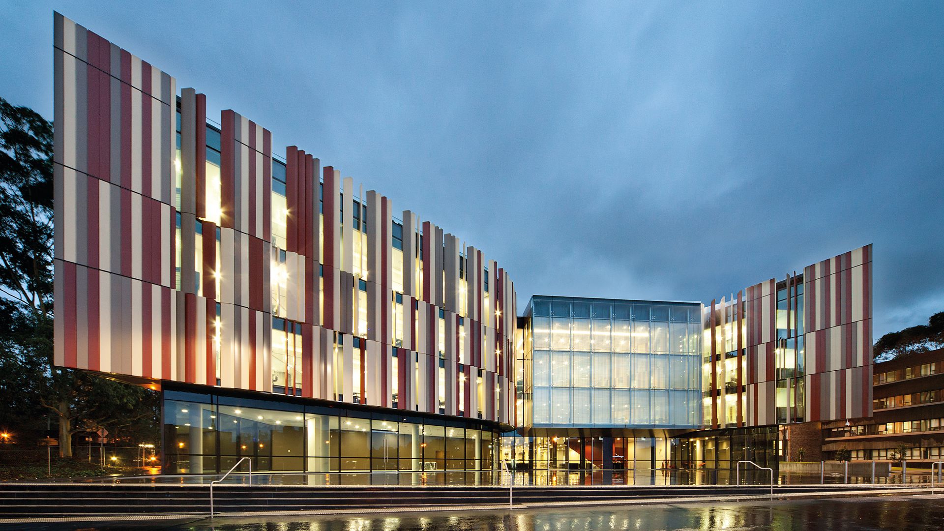 Architectural concrete facade of Macquarie University in Australia produced with Sika concrete admixtures