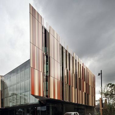 澳大利亚麦格理大学的建筑混凝土立面与Sika混凝土混合物生产