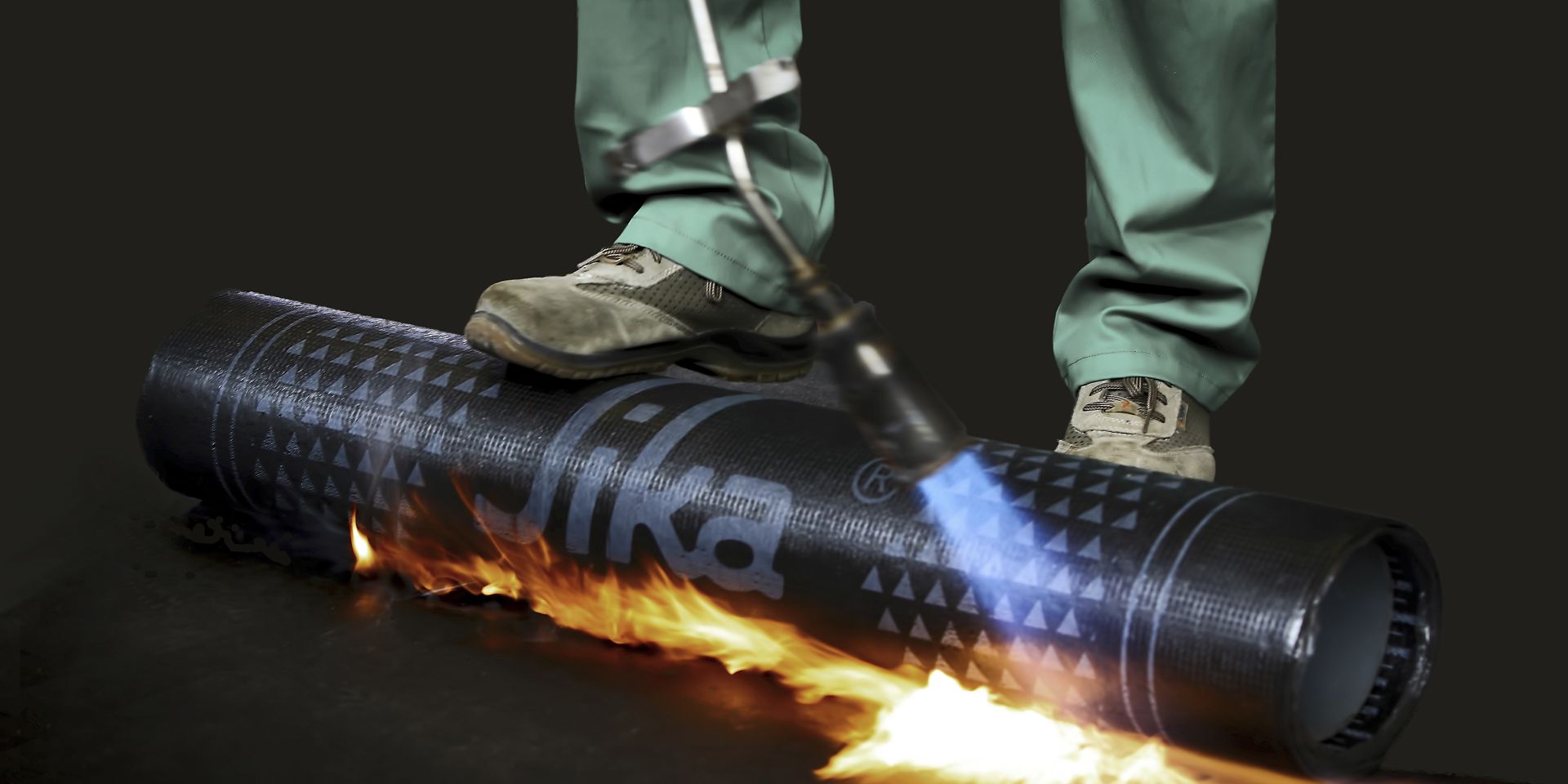 Bituminous waterproofing membrane