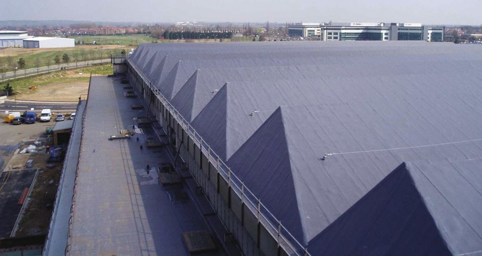 Comet hangar roof after renovation of bitumen roof