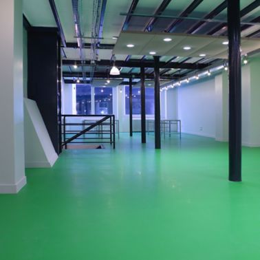 巴黎27号企业孵化器楼层