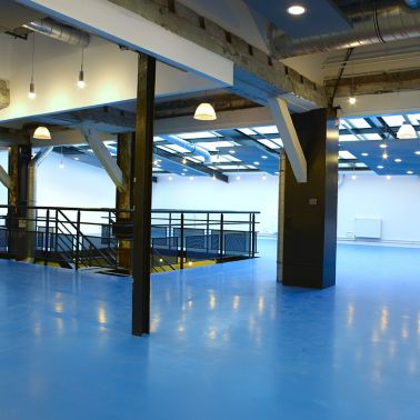 巴黎27号企业孵化器楼层