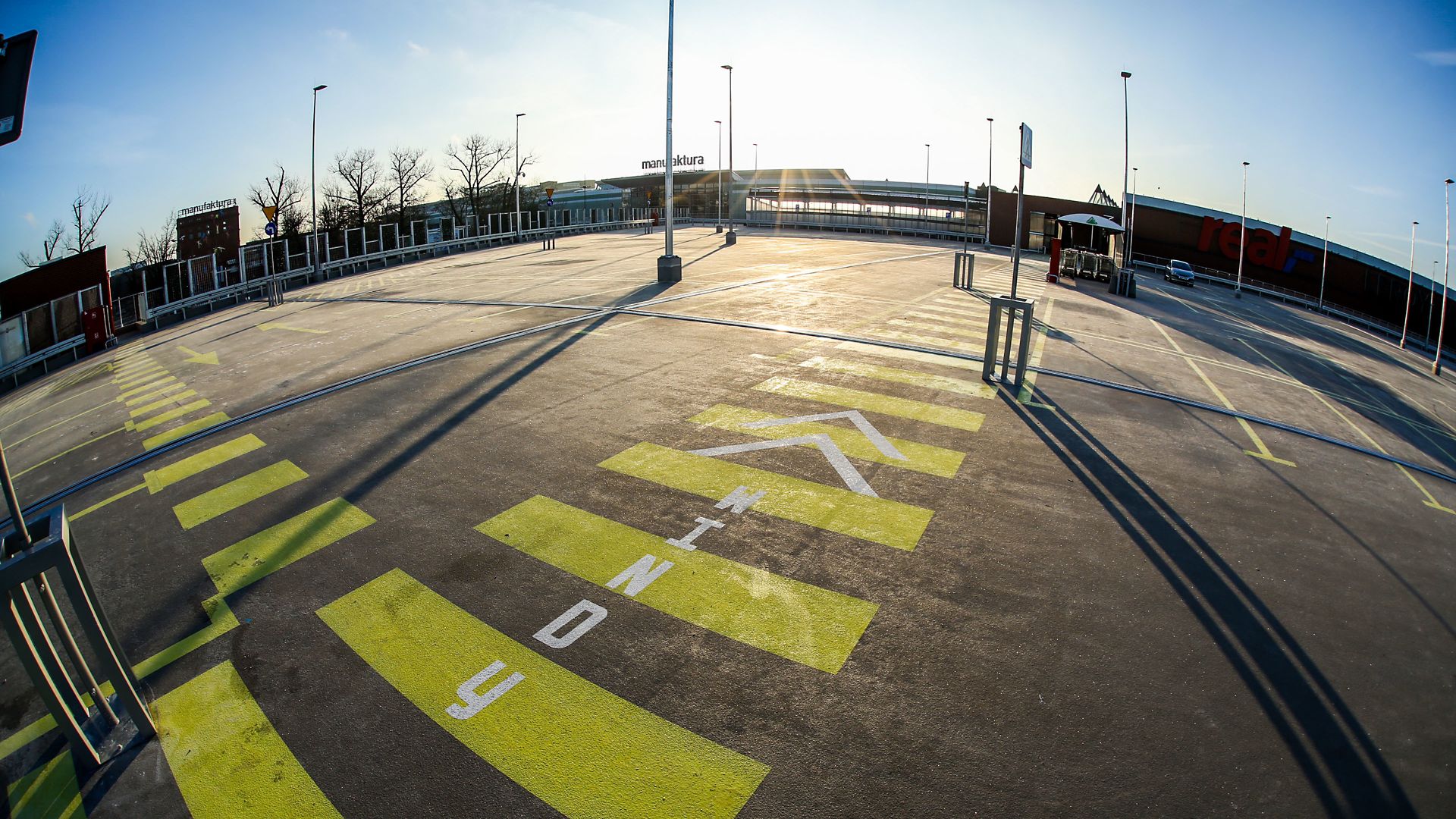 Car park systems for Manufaktura Shopping Center in Poland