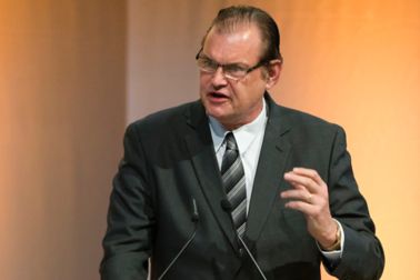 克劳德•Begle委员会国家、2016年年度股东大会