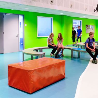 Sika ComfortFloor® blue floor at Revius Lyceum school lobby in Netherlands