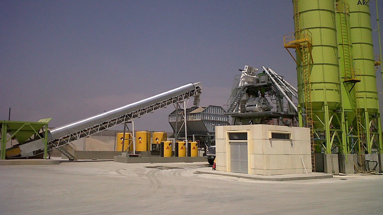 Concrete batching plant using Sika admixtures for ready mix concrete production