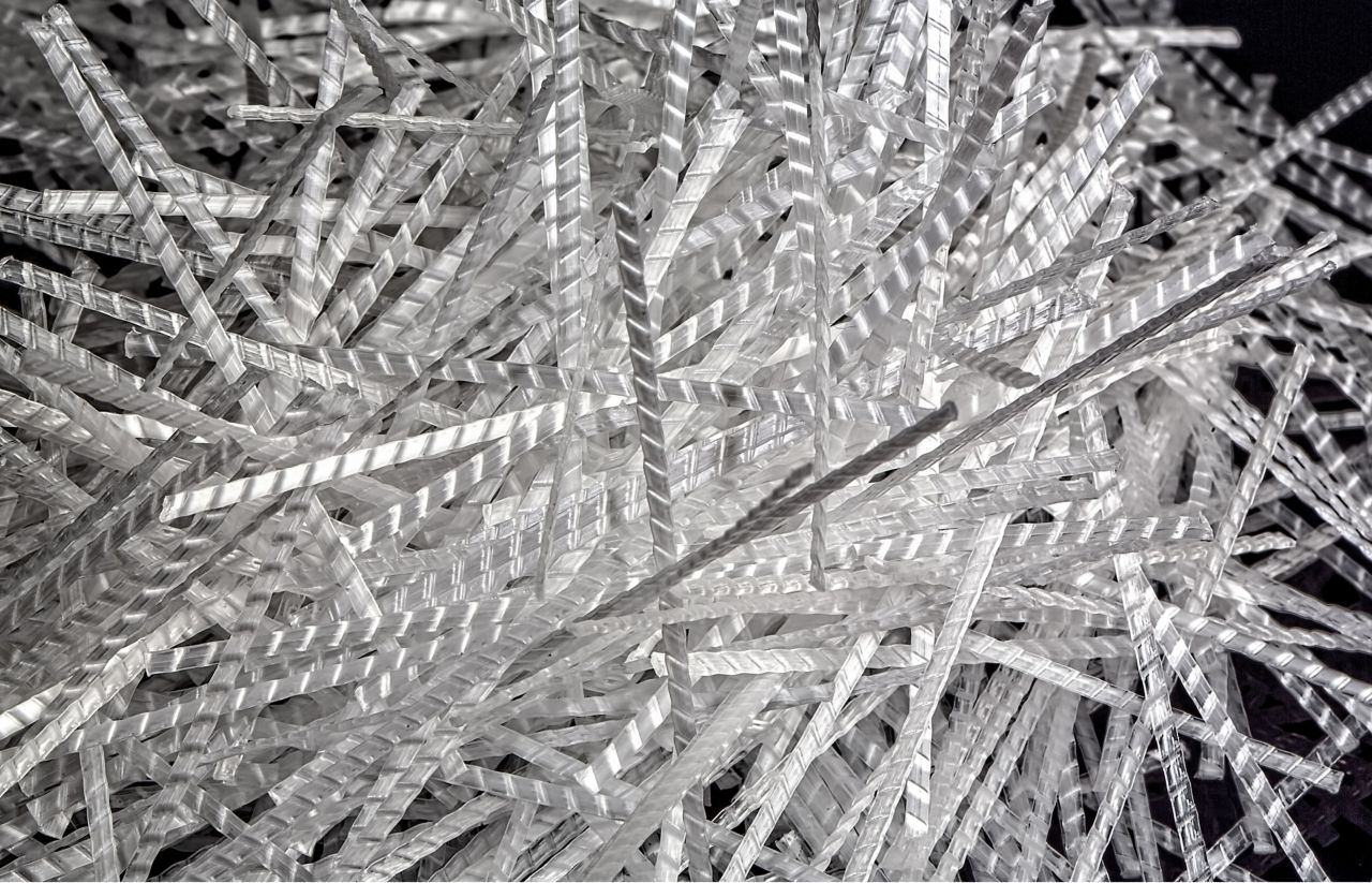 用于混凝土生产以防止裂缝发展的合成宏观纤维