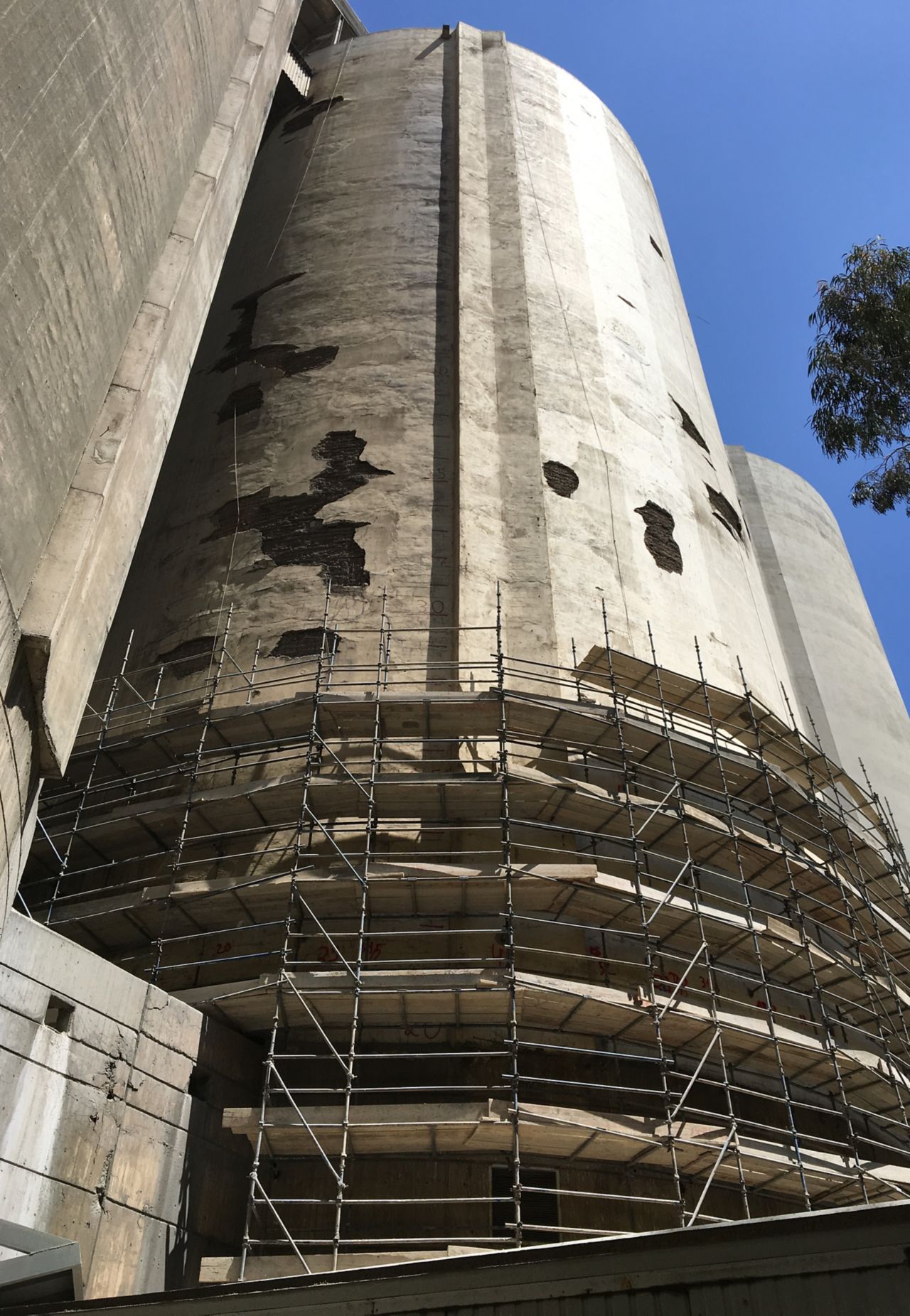 Concrete silo before concrete repair mortar renovation
