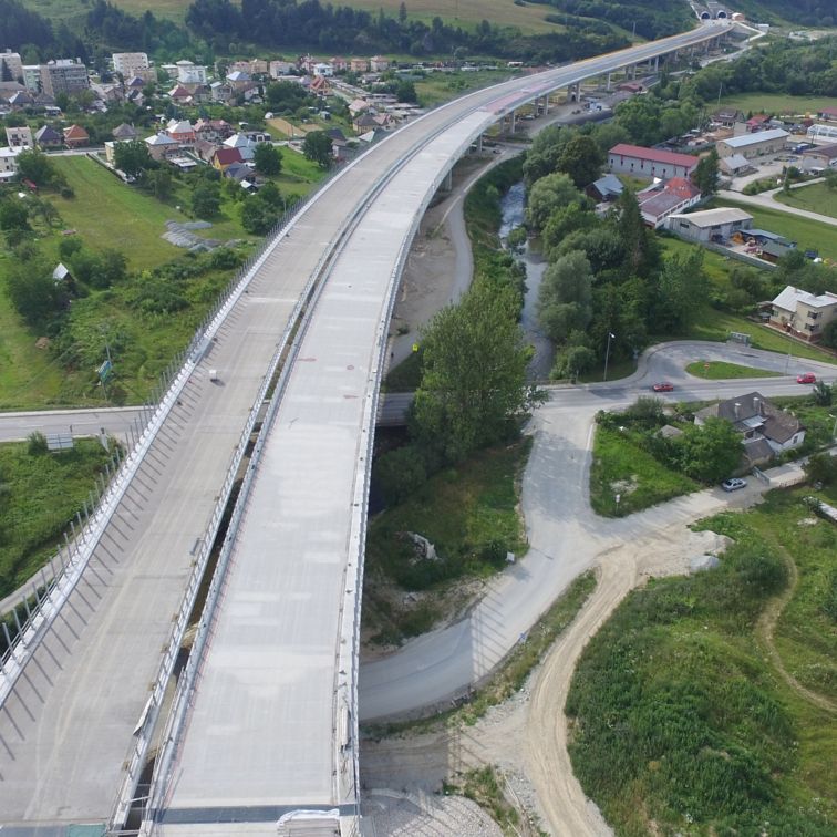 D1公路隧道建筑工地斯洛伐克杜拜斯斯卡拉 -  Visnove之间的斯洛伐克