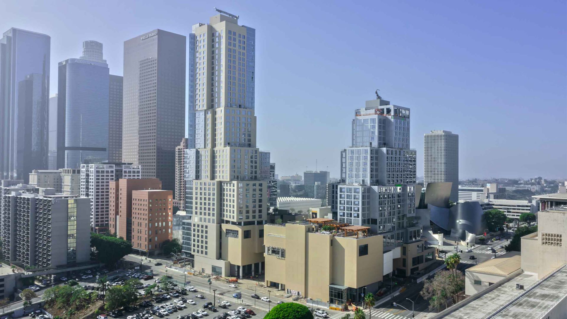 Sika facade finish on Parcel Q Gehry Partners highrise building in downtown Los Angeles, California