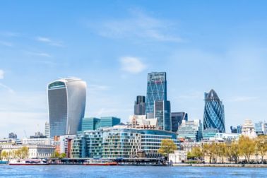 伦敦的地平线，英国