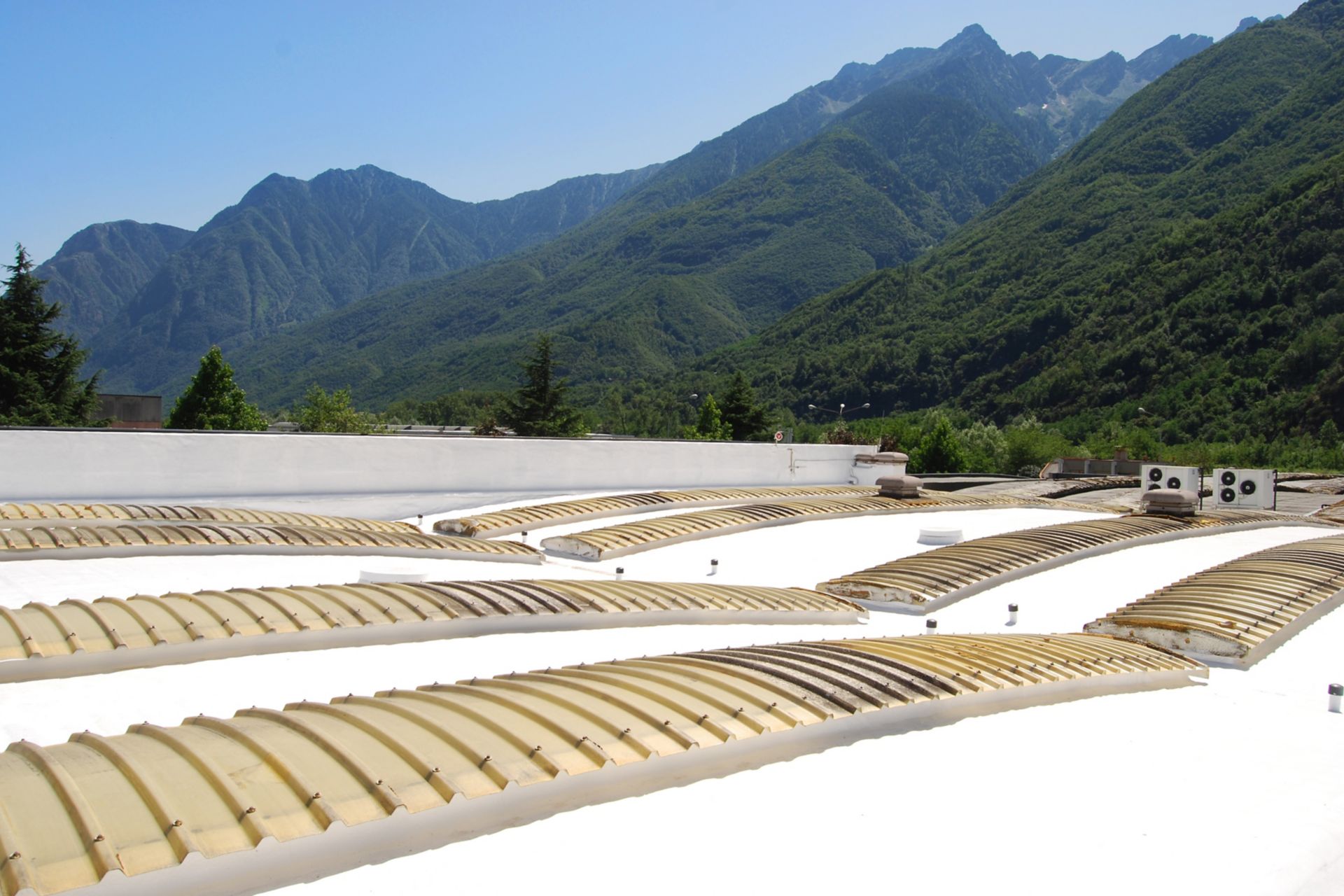 Roof of the Leaf Italy S.R.L Factory