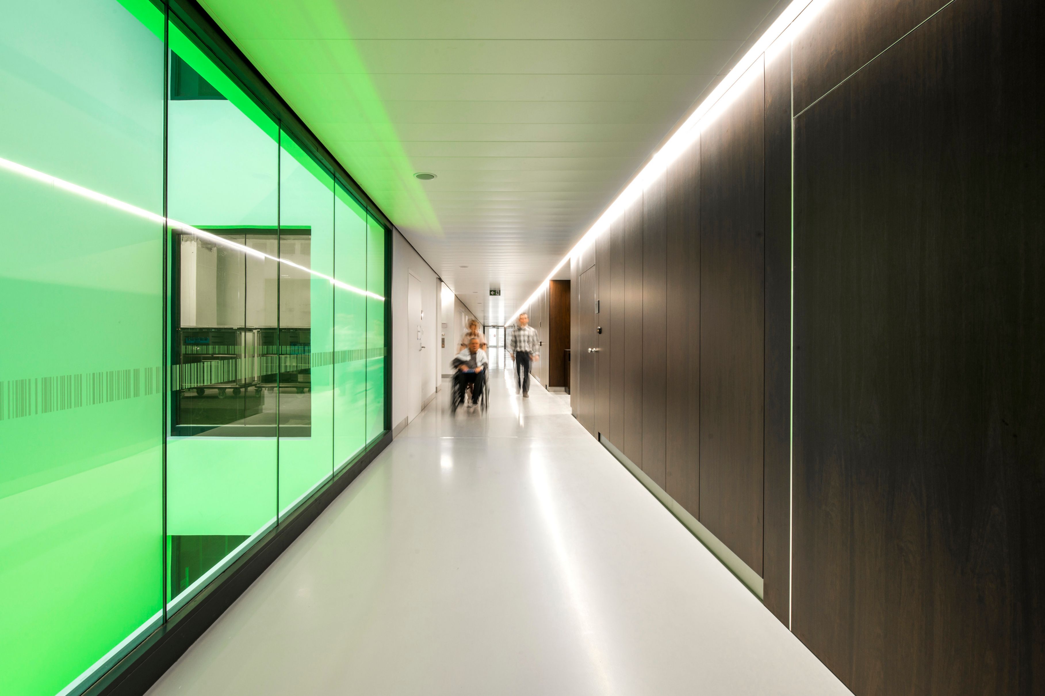 Corridor with Sika ComfortFloor in AZ Groeninge Hospital in Kortrijk Belgium