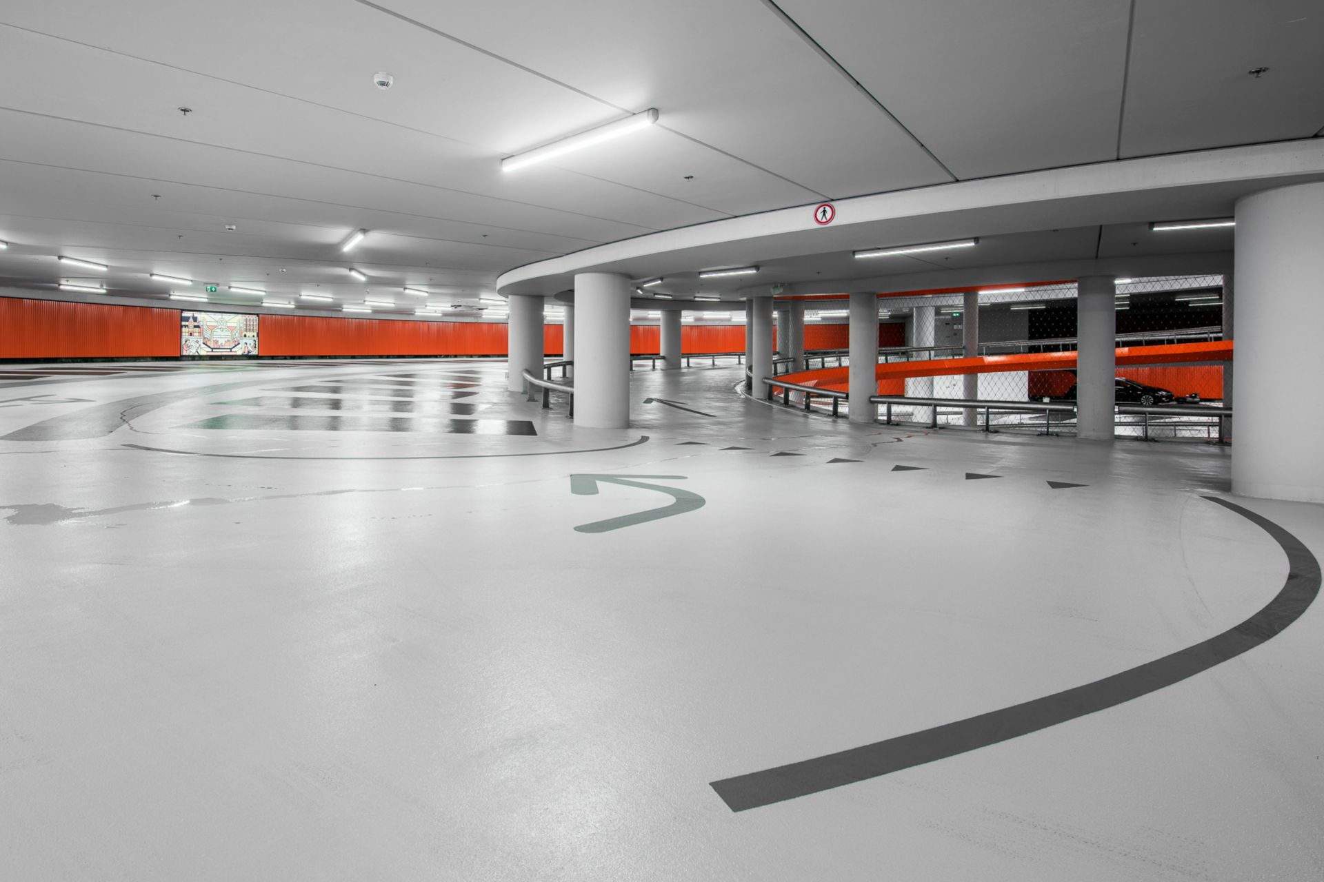 Sika flooring system in parking garage Lammermarkt in Leiden Netherlands