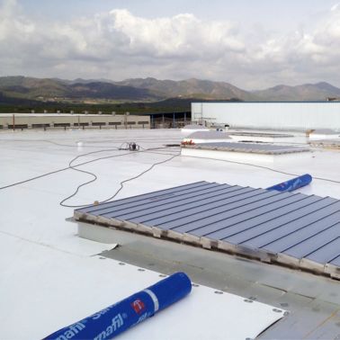 Roofing work at Fruit Packaging House of Frutinter Company