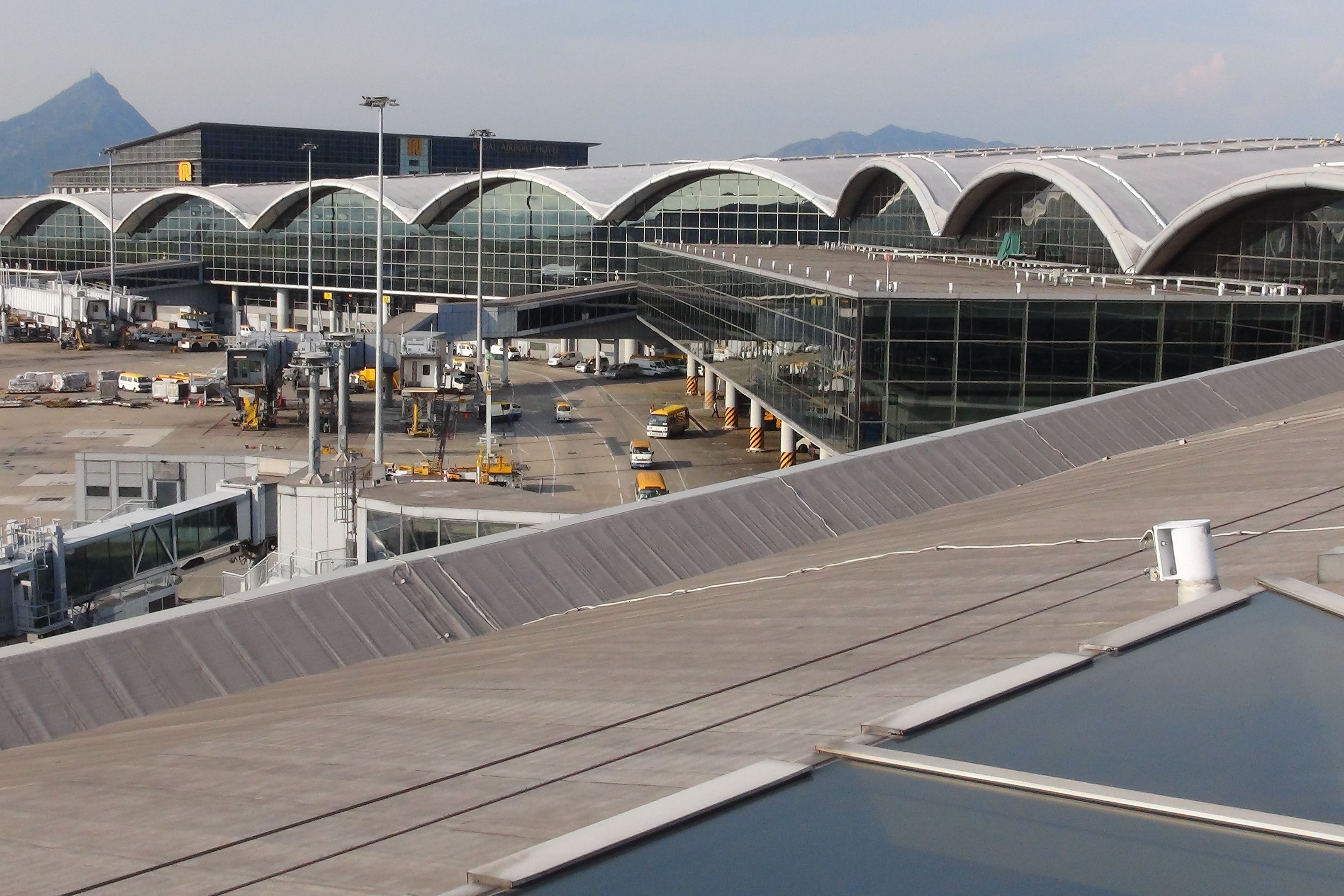 Hong Kong International Airport Roof Repair