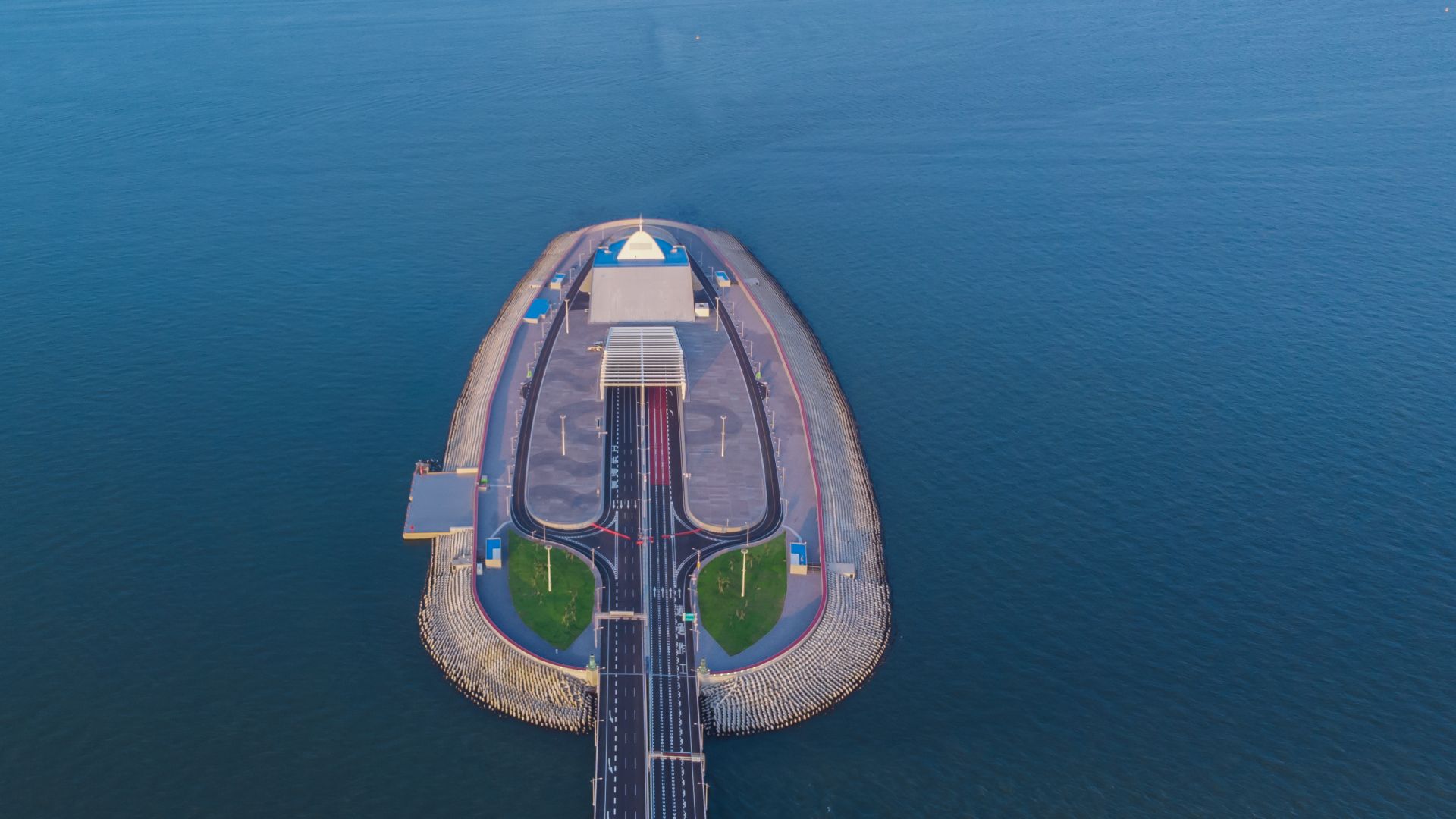 Tunnel entrance of the Hong Kong–Zhuhai–Macau Bridge