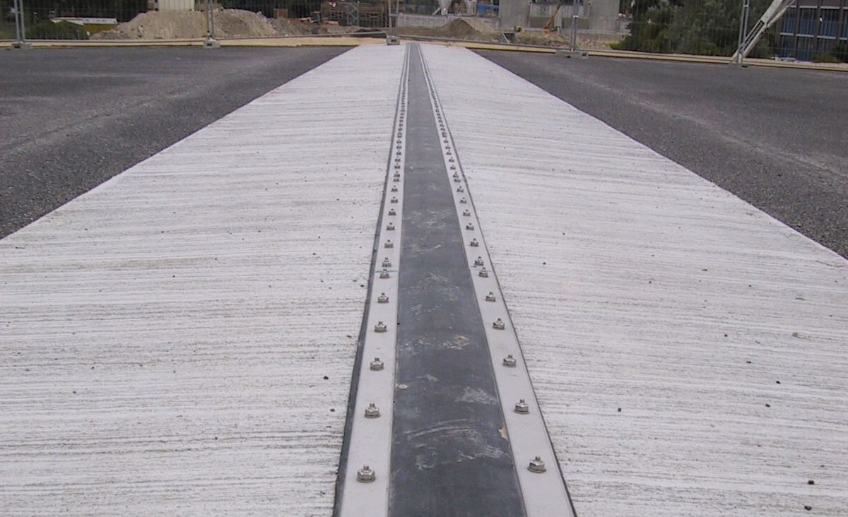 Sika联合防水在建筑工地混凝土板