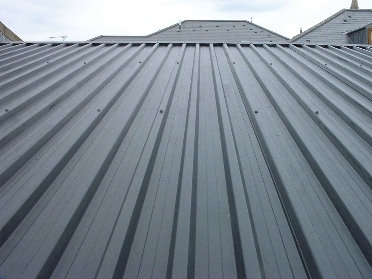 Liquid applied membrane substrate metal