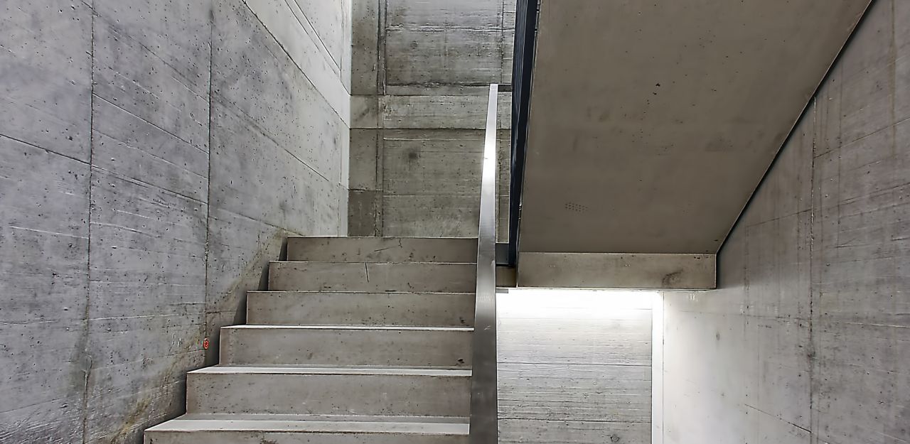 Concrete staircase in Sika office building in Zurich