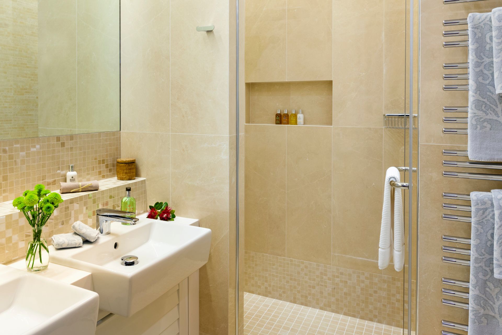 Tiles installed with SikaCeram products in bathroom in luxury lodge