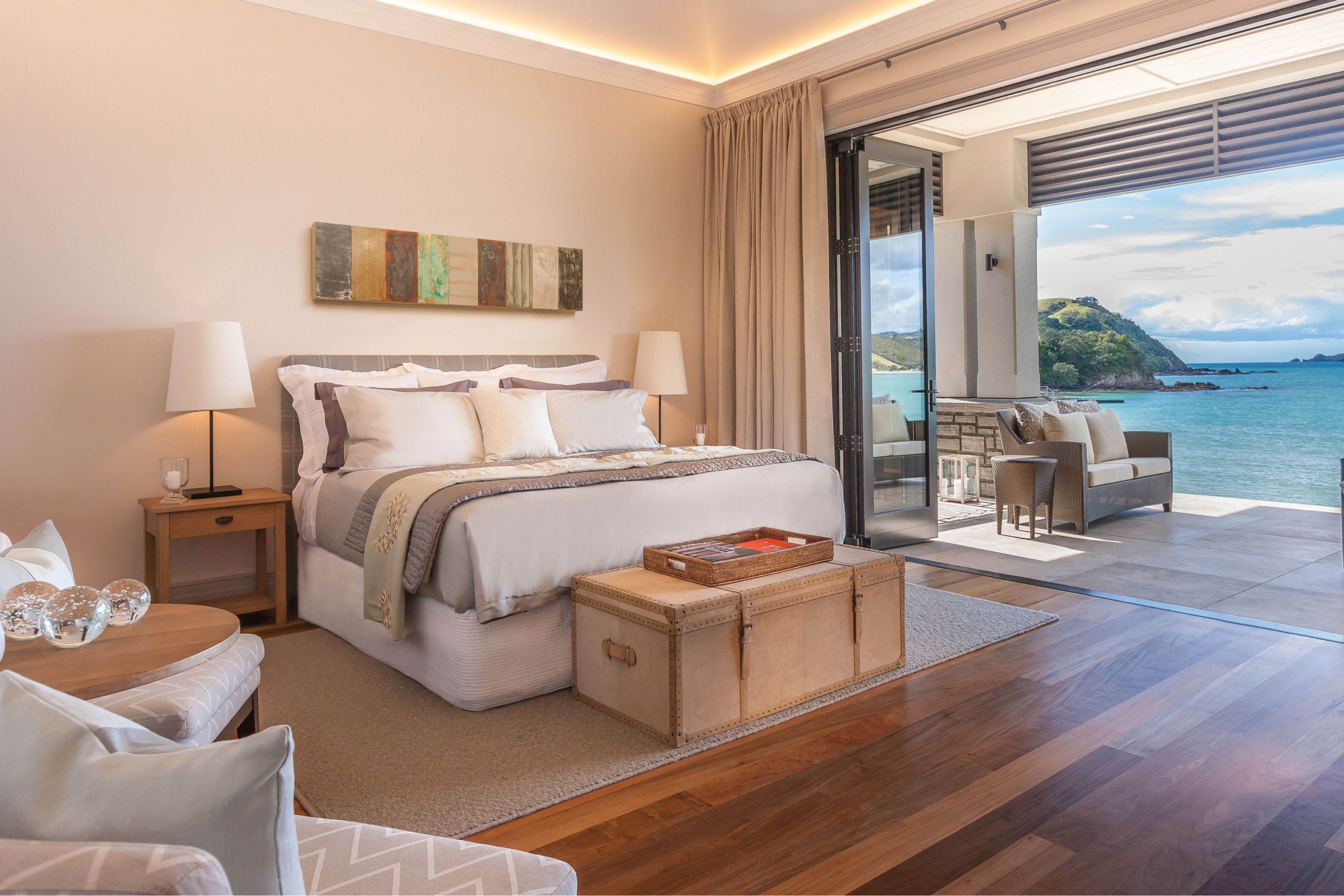 In December 2016, Luxury Travel Intelligence selected Helena Bay Lodge as the world’s best new luxury hotel for 2016