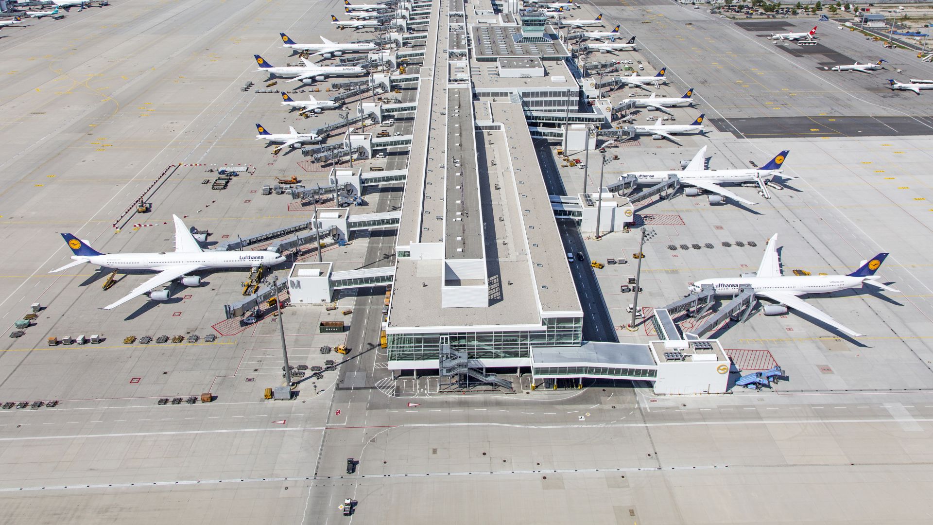 Single-ply roof FPO membrane of Sarnafil installed on Terminal 2-Satellite at Munich Airport in Germany