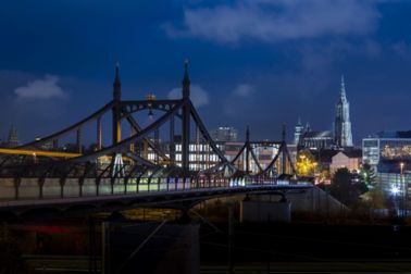 Neurebridge在德国Ulm的晚上