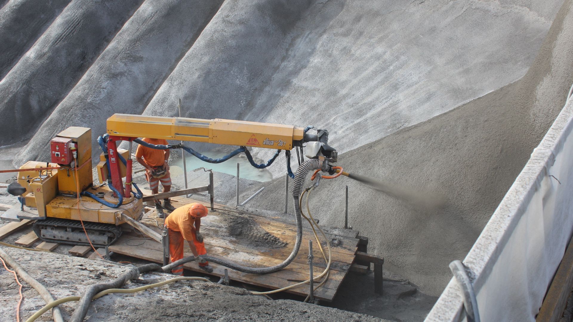 Applying sprayed concrete at Argessa Hydropower Plant, Oberems, Switzerland