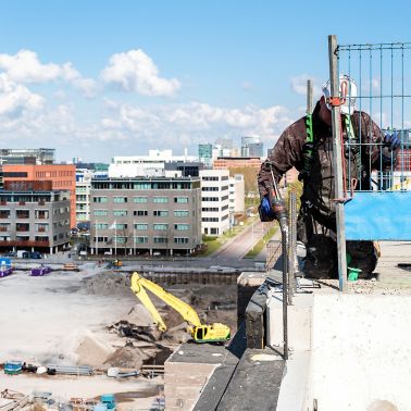 荷兰阿姆斯特丹Ourdomain新建公寓的建筑工地