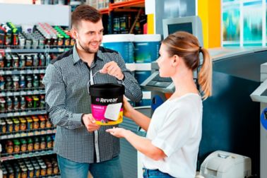 Revear，一个强大的品牌在阿根廷的油漆业务，专门从事纹理整理。