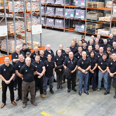 Sika和Davco队在第1天庆祝活动。